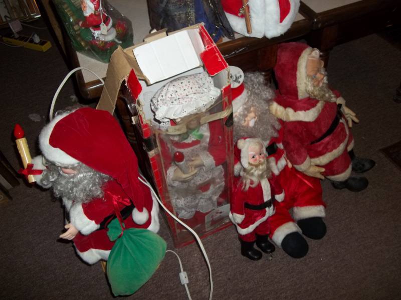 lot 246 image: So Many Santas