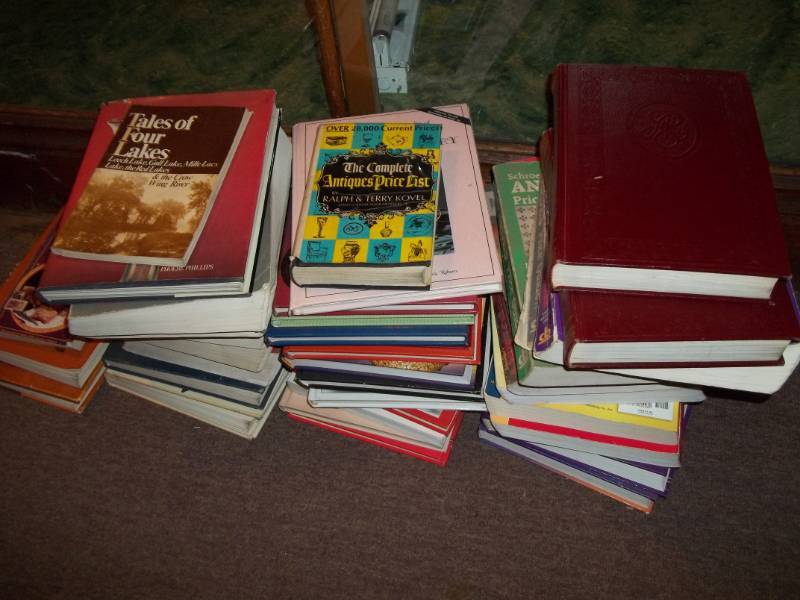 lot 248 image: Assorted Books