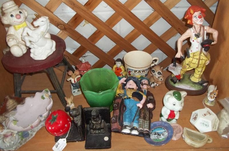 lot 335 image: Figurines and More