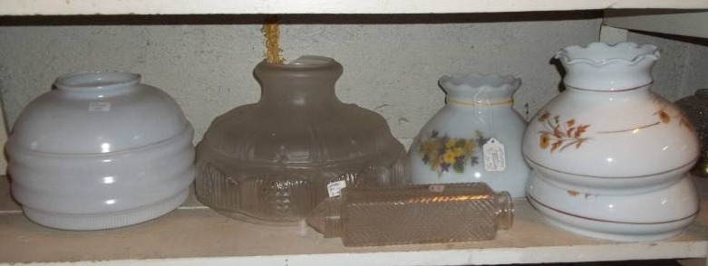 lot 284 image: Glass Lamp Shades