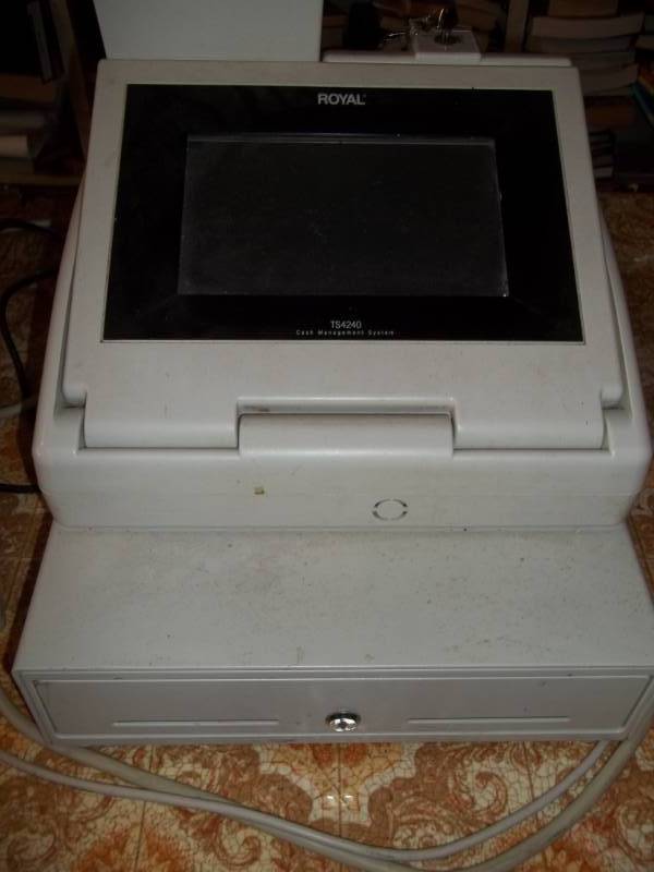 lot 307 image: Cash Register with Money Drawer