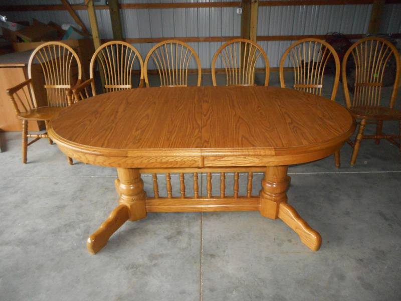 Cochrane 6 Piece Oak Dining Table Set With Chairs We Sell Your Stuff Inc Auction 142 K Bid
