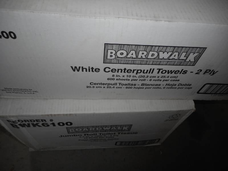 lot 14 image: Jumbo Roll Toilet Tissue  White Center Pull Towels