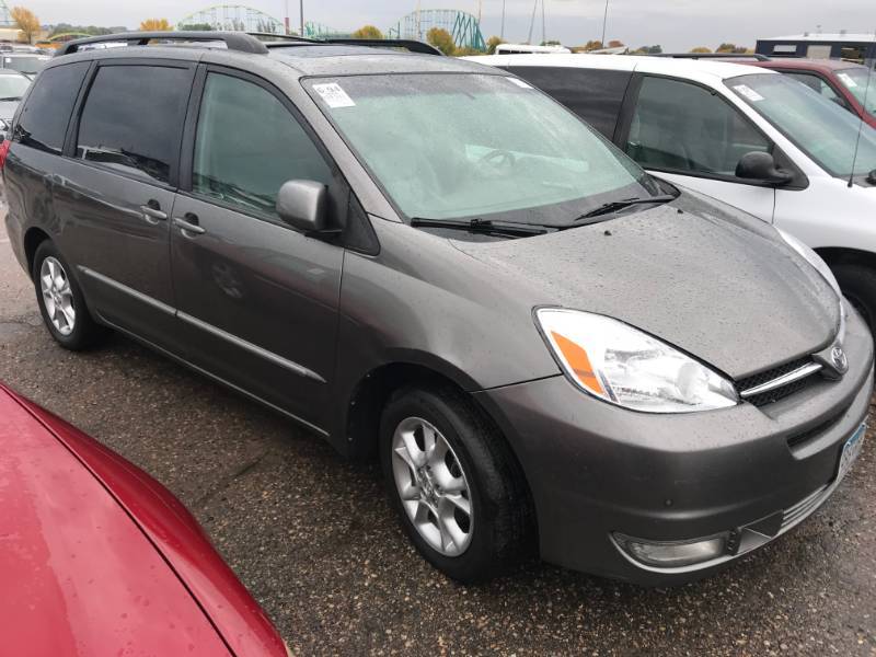 2004 Toyota Sienna XLE Limited