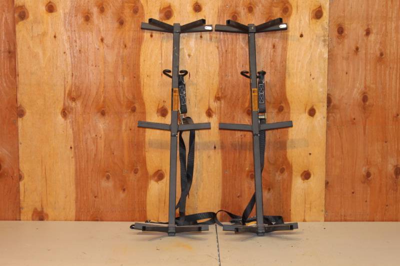 lot 7 image: Pair of Tree Steps