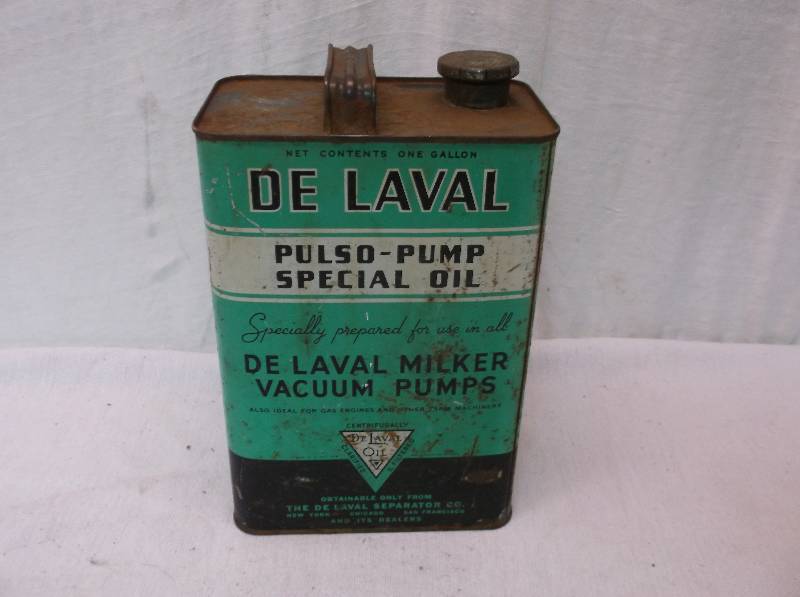 lot 24 image: AntiqueVintage