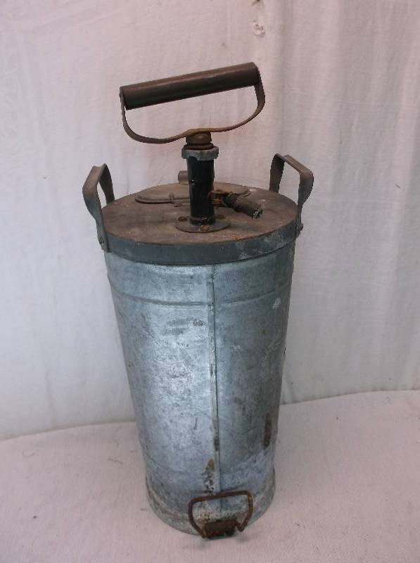 lot 41 image: AntiqueVintage