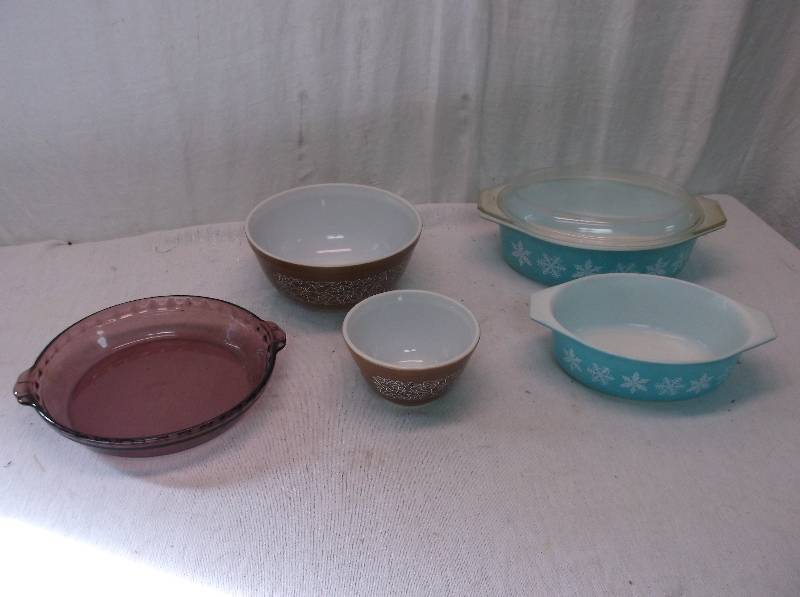 lot 44 image: Vintage