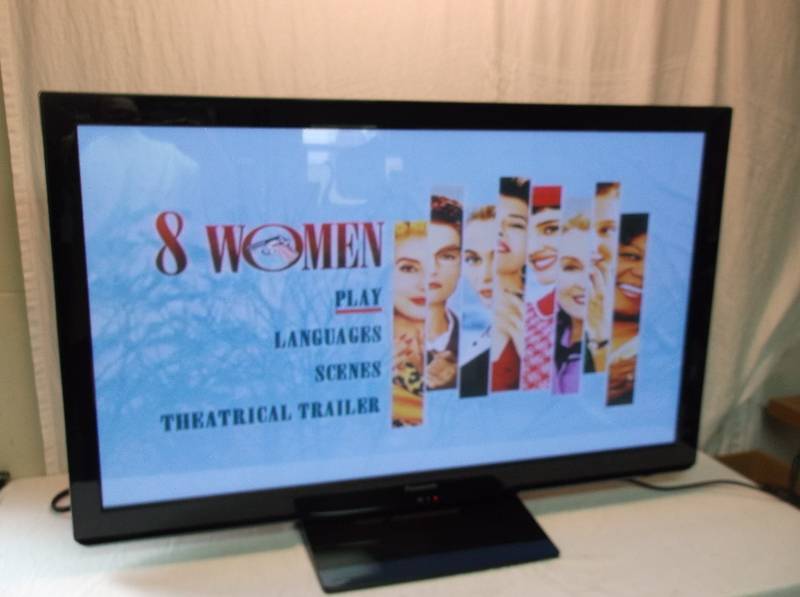 lot 91 image: Flat Screen TV