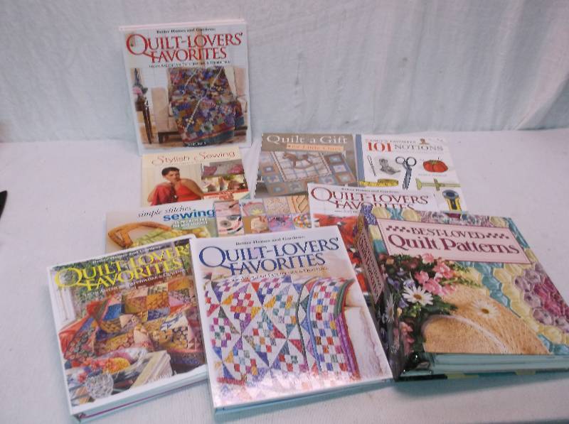 lot 128 image: Quilting Books