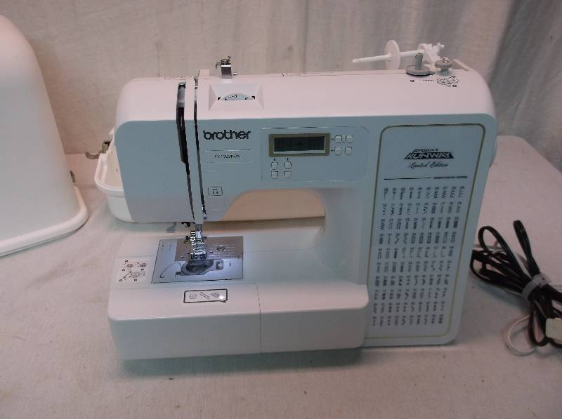 lot 129 image: Sewing Machine