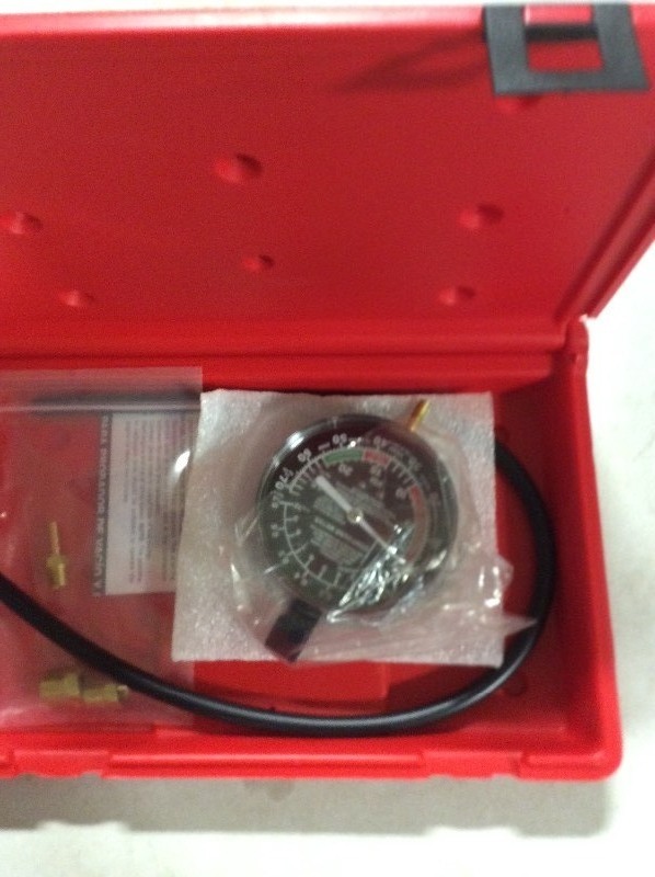 lot 14 image: Matco Vacuum and Fuel Pump Tester