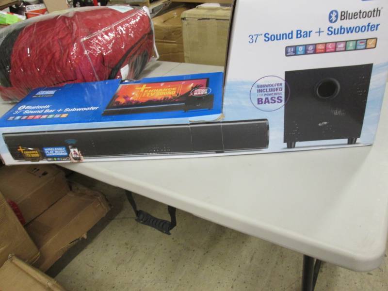 lot 8 image: 37 Wireless Sound Bar with Subwoof...
