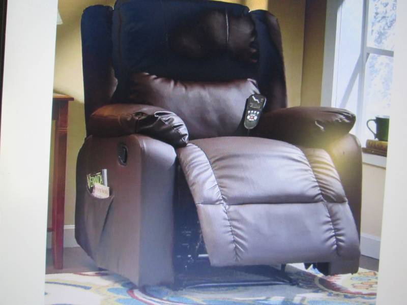 lot 59 image: Massage Recliner open box Retail $4...