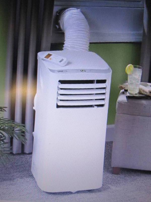 lot 80 image: Large Portable AC and Dehumidifier...