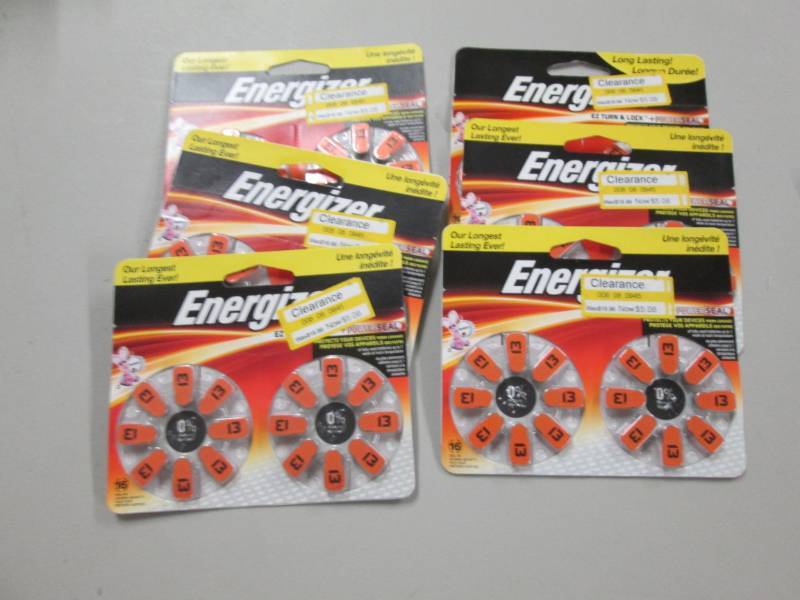 lot 170 image: 6- 16 pks of Energizer #13 Batterie...