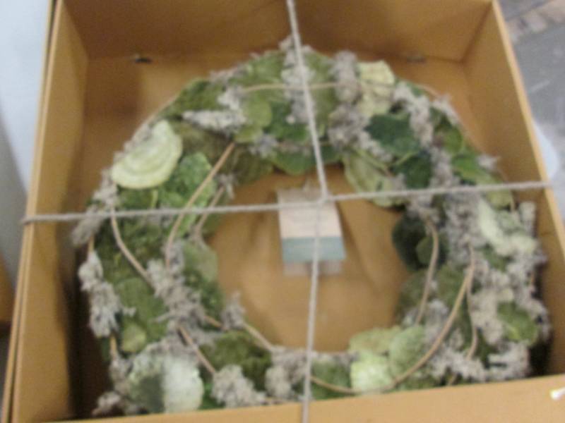 lot 193 image: Smith & Hawken Mushroom Wreath Reta...