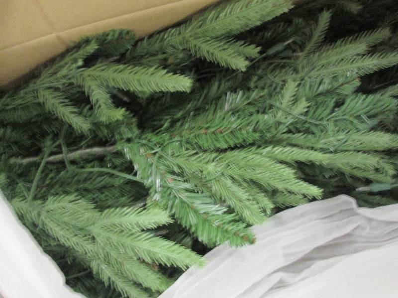 lot 203 image: 7.5 Pre-Lit Slim Tree Clear Lights ...