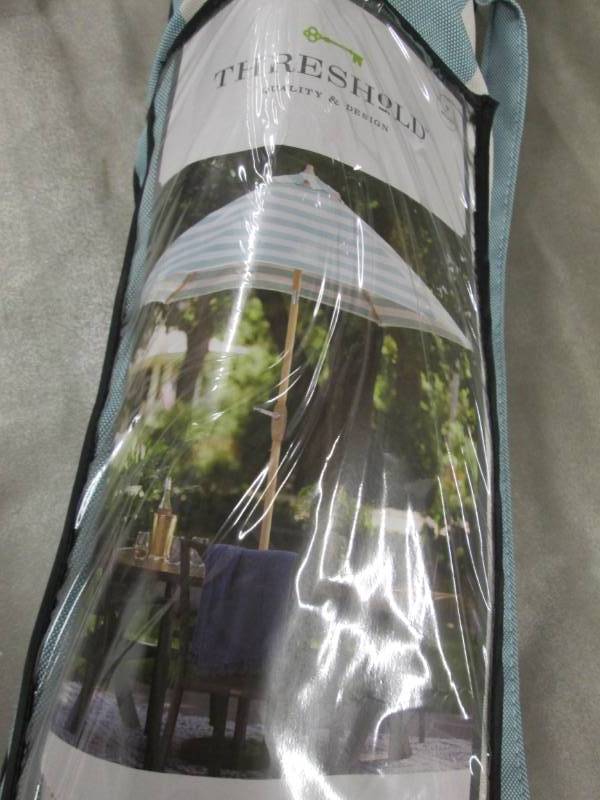 lot 250 image: Threshold 9 ft Patio Umbrella Retai...