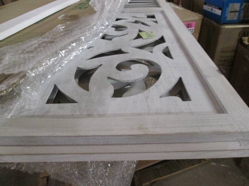 lot 82 image: Milton 3 Panel Room Divider 70 X 5...