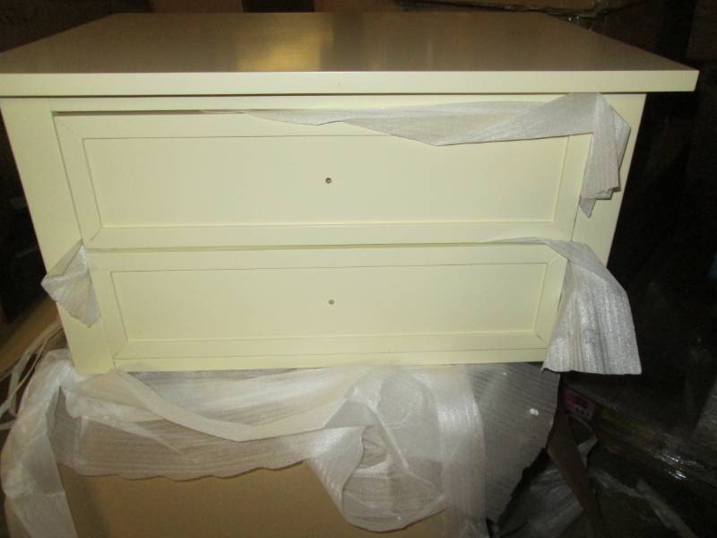 lot 95 image: Newton Marydel 2 Drawer Nightstan...