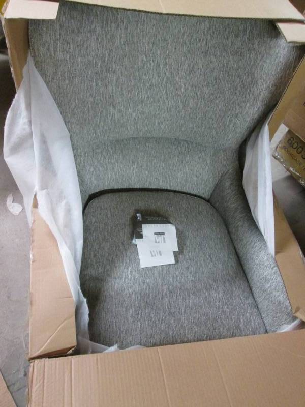 lot 100 image: Madison Park Granville Upholstere...