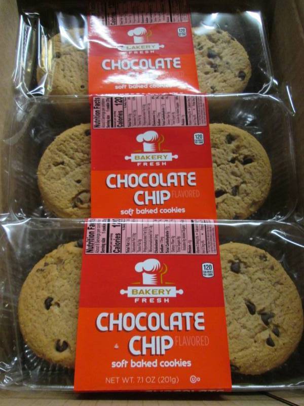 lot 120 image: Bakery Fresh Chocolate Chip Cookies...