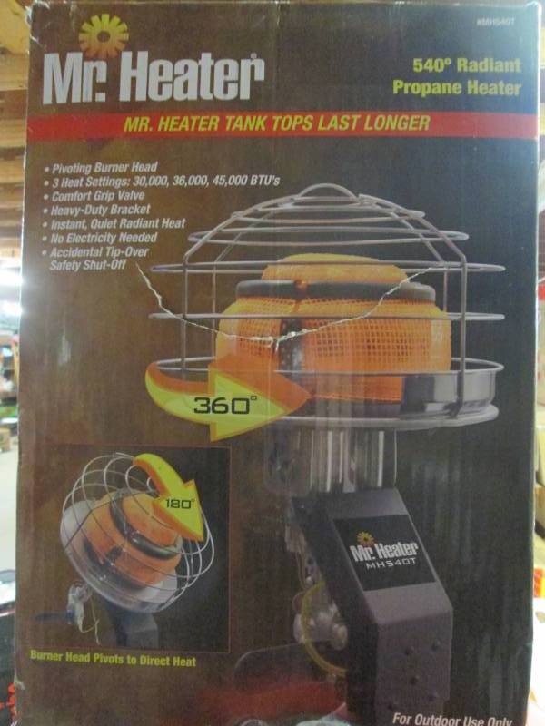 lot 129 image: Mr. Heater 540 degree Radiant Propa...
