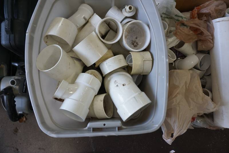 lot 72 image: Large Lot of PVC Fittings