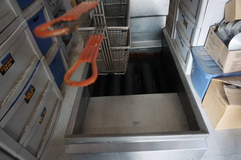 lot 7 image: Imperial Brand Stainless Steel Commercial Deep Fryer
