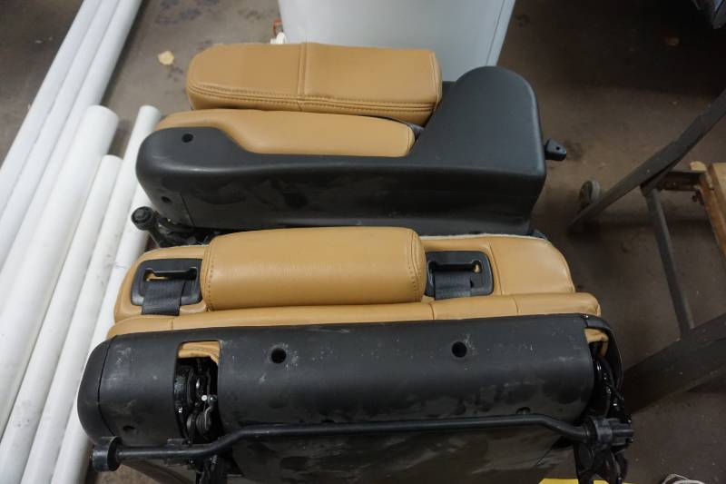 lot 56 image: 2 - Chevrolet Tahoe Rear Mount Leather Bucket Seats
