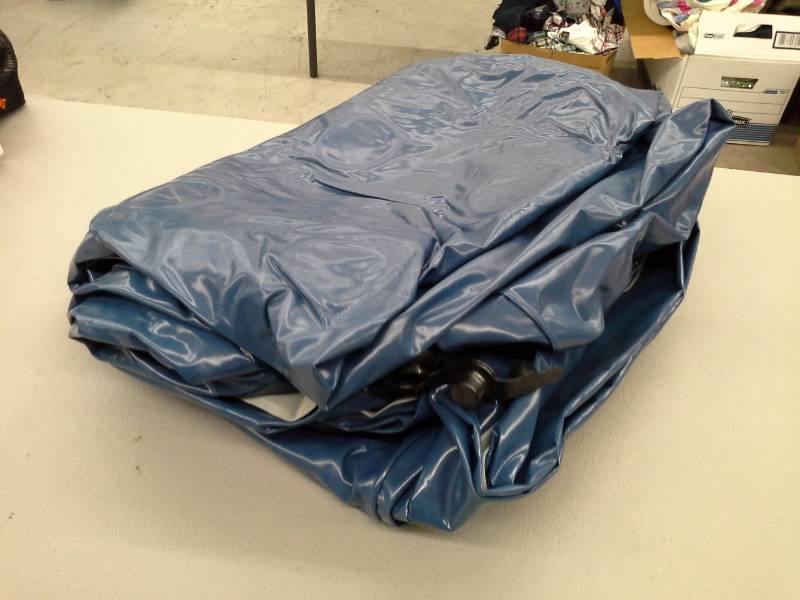 lot 435 image: Air Mattress