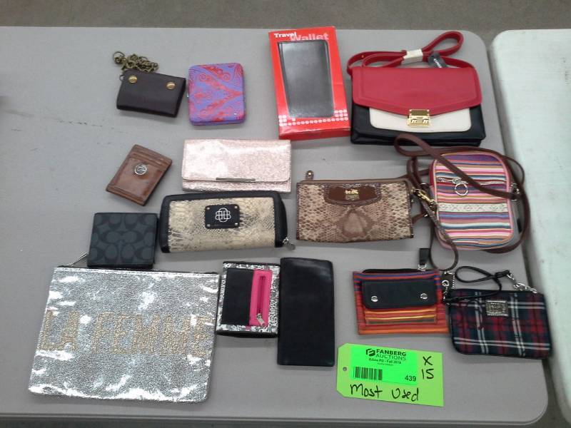 lot 439 image: Lot of (15) Womens Purses and Clutches