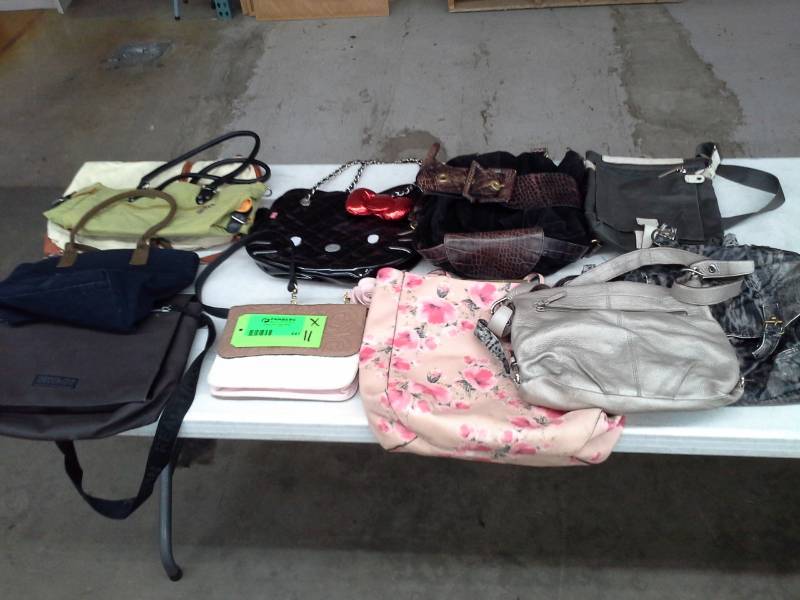 lot 441 image: Lot of (11) Womens Purses and Handbags