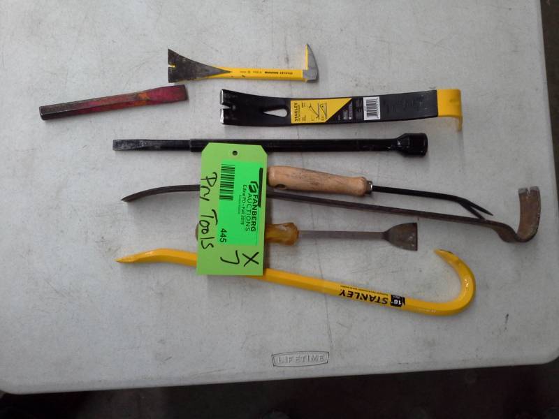 lot 445 image: Lot of (7) Pry Tools