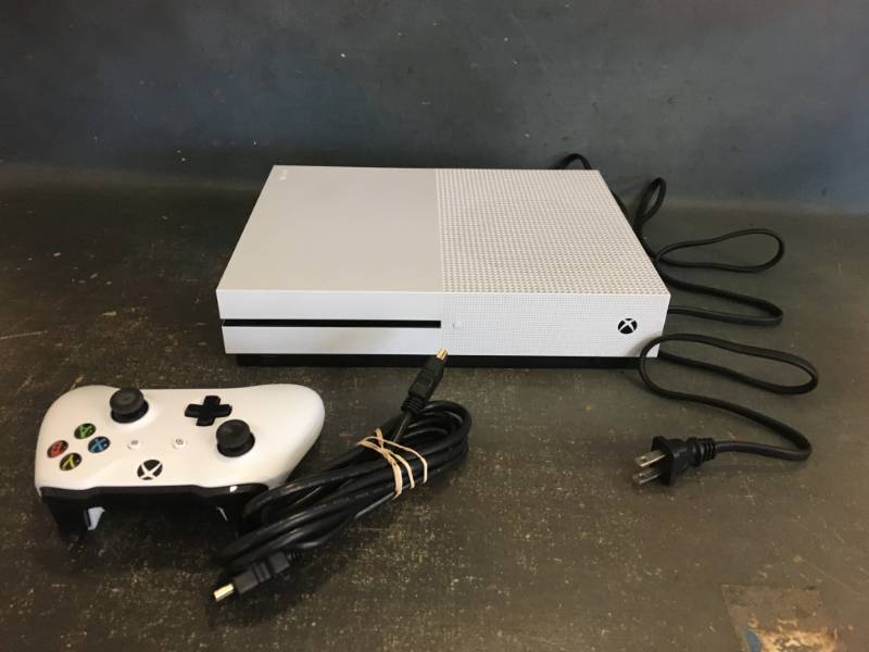 Xbox One S