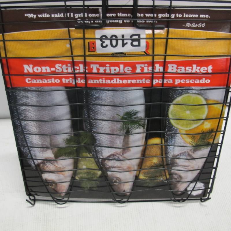 Mr. Bar-B-Q� Triple Fish Basket with Folding Handle