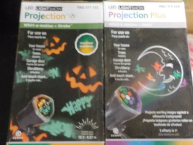 lot 7 image: Set of 2 LED Lightshow Projection W...
