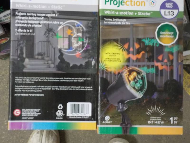lot 14 image: Set of 2 LED Lightshow Projection W...