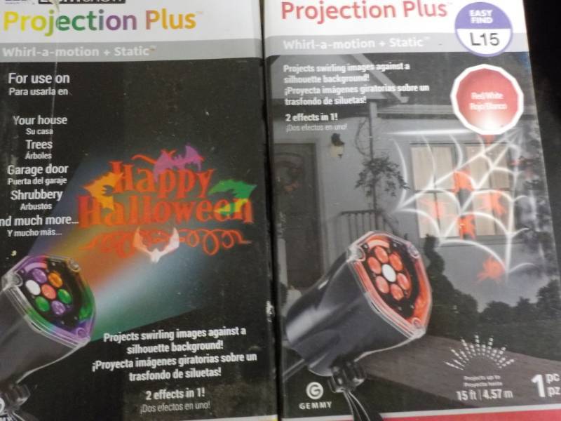 lot 16 image: Set of 2 LED Lightshow Projection W...