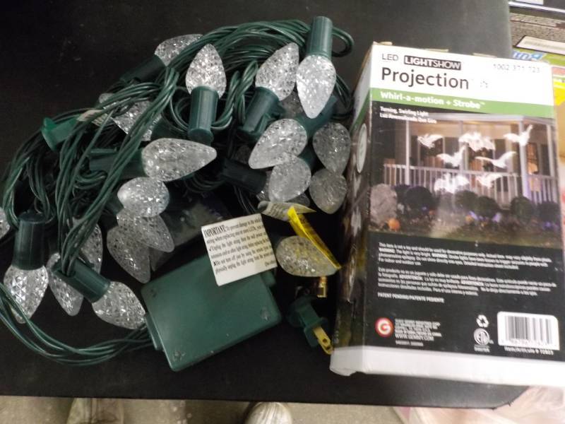 lot 21 image: 1 LED Lightshow Projection and 1 se...