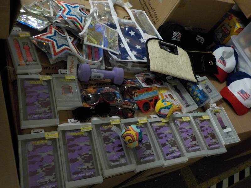 lot 36 image: Lot of Misc. - see all pictures...