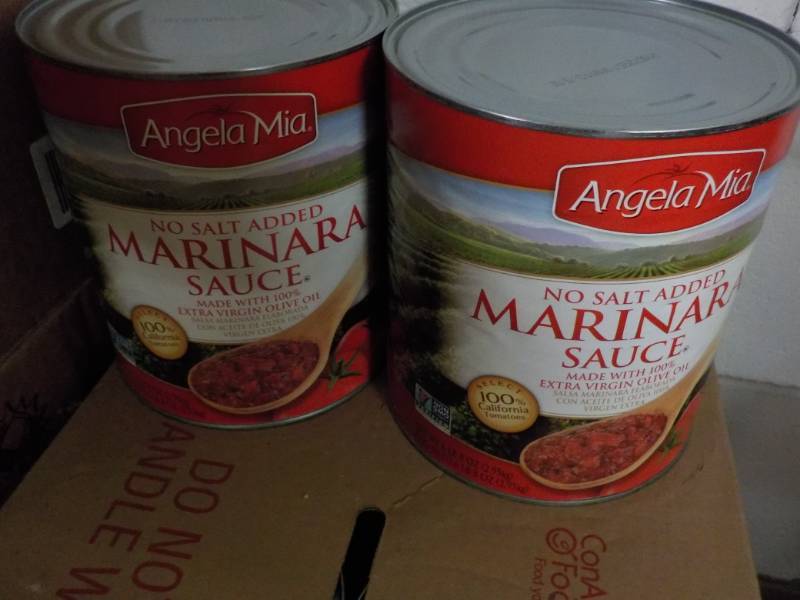 lot 83 image: Angela Mia Marinara Sauce- 2 cans 6...