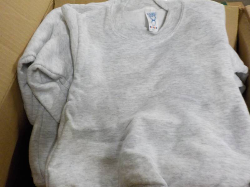 lot 85 image: 28 Size 3 Long Sleeved Sweatshirts...