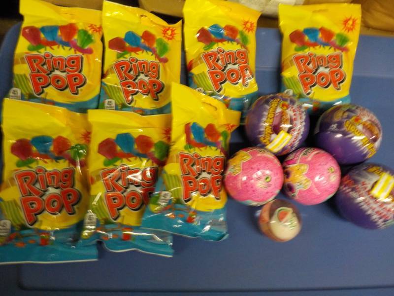 lot 128 image: Ring Pops and Assortment of Surpriz...