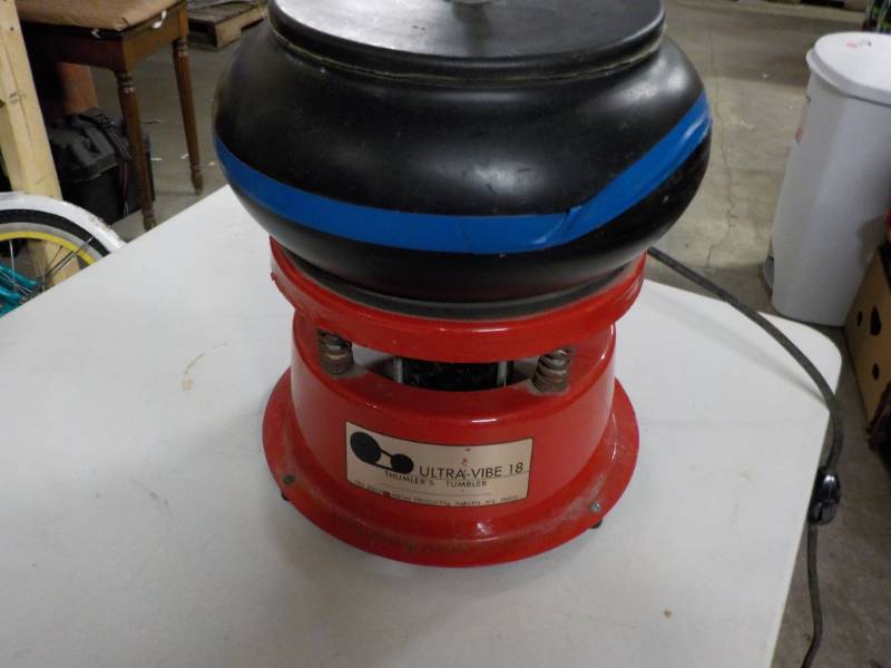 lot 202 image: Stone Polisher Tumbler...