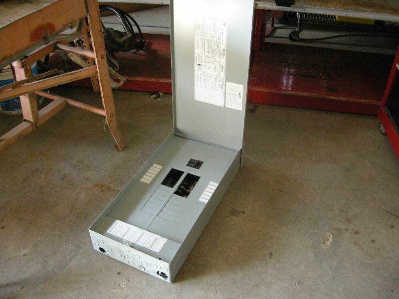 lot 77 image: GE PowerMark Gold 100 Amp Load CenterBox