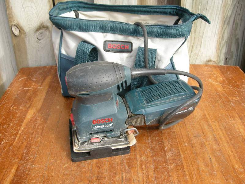 lot 82 image: Bosch Palm Sander Set