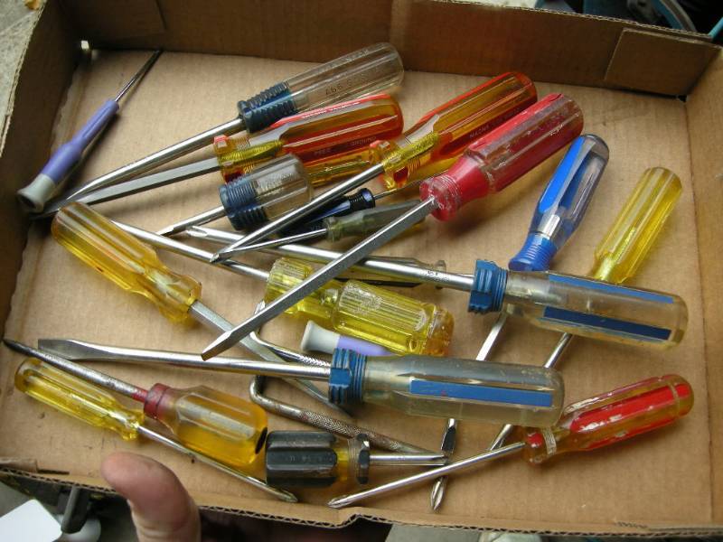 lot 39 image: Group Screwdrivers