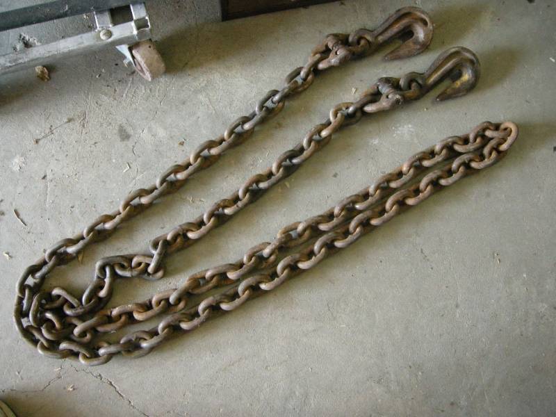 lot 141 image: Heavy Duty 12 Log Chain